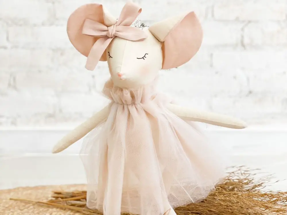 boneca de pano modelo ratinha