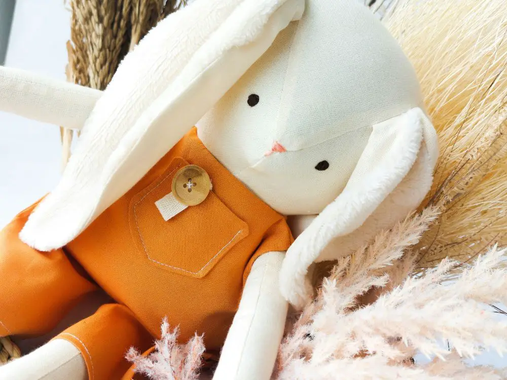 boneca de pano modelo coelho